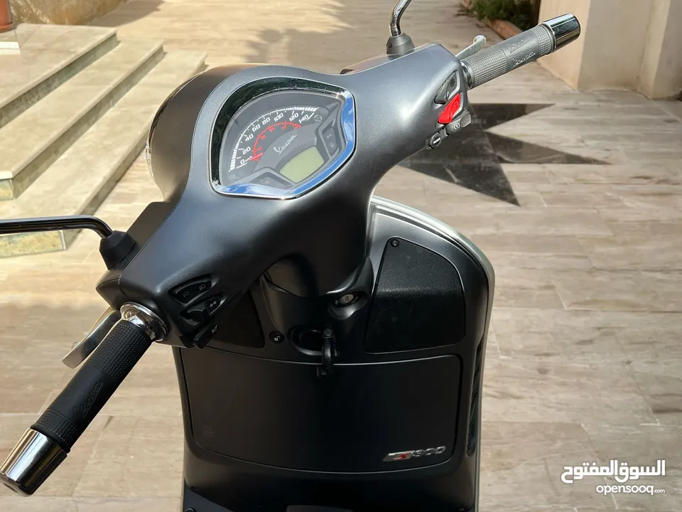 بحالة الوكالة VESPA GTS 300