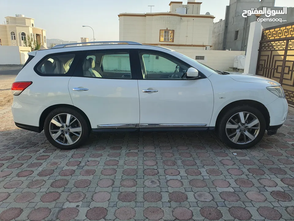 Nissan pathfinder gcc 2014