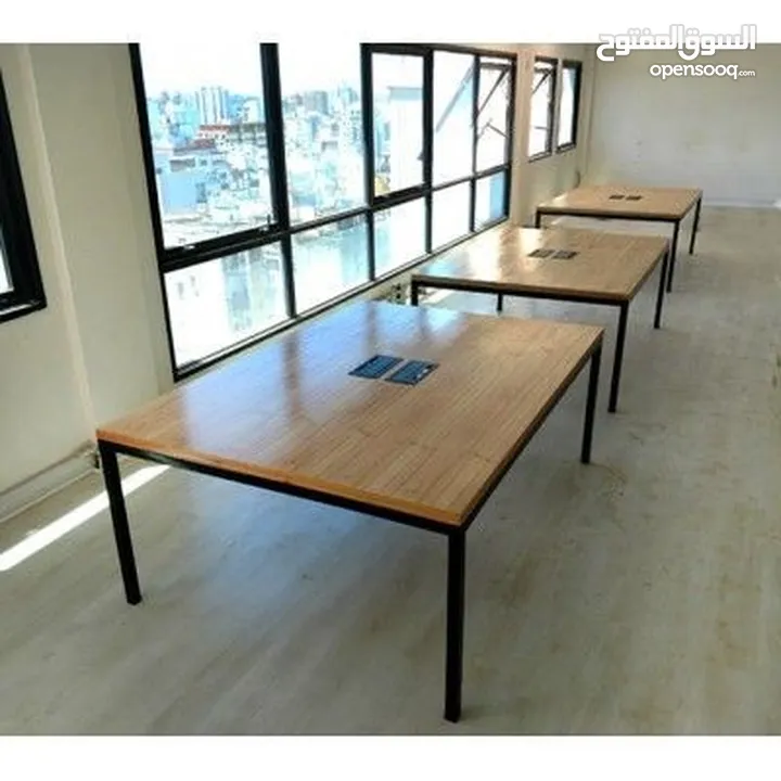 طاولة اجتماعات ارجل معدني قياس مترين ب متر