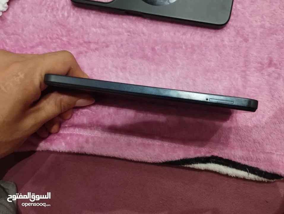 هاتف ايتل A50 جديد استعمال خفيف لمدة 4 شهور فقط للبيع بسعر 2800 قابل للتفاوض مش هنختلف عن اي شي