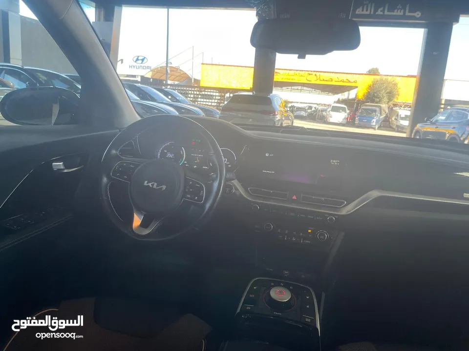 كيا نيرو 2022