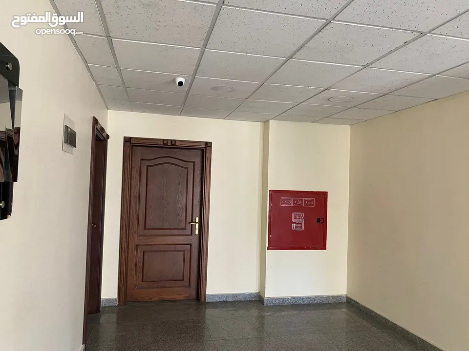 مكتب تجاري مميز جاهز للإيجار فورا في عمان - الجاردنز