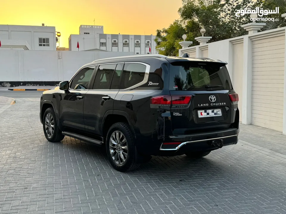 2022 model Landcruiser VXR Twin Turbo