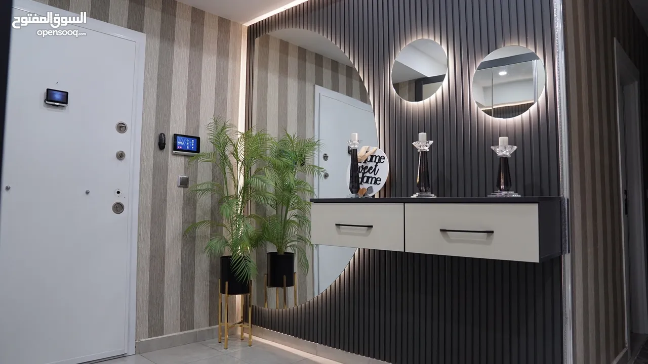 شقة فاخرة جداً مطلة على البحر والبحيرة في اسطنبول