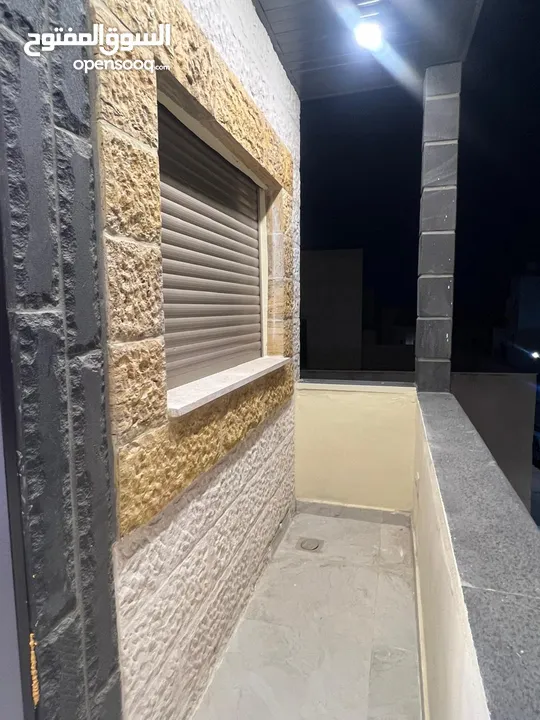 شقاق فاخرة للبيع التاسعة اهالي ط2هندسي مع رواف اطلالة بحرية دائما