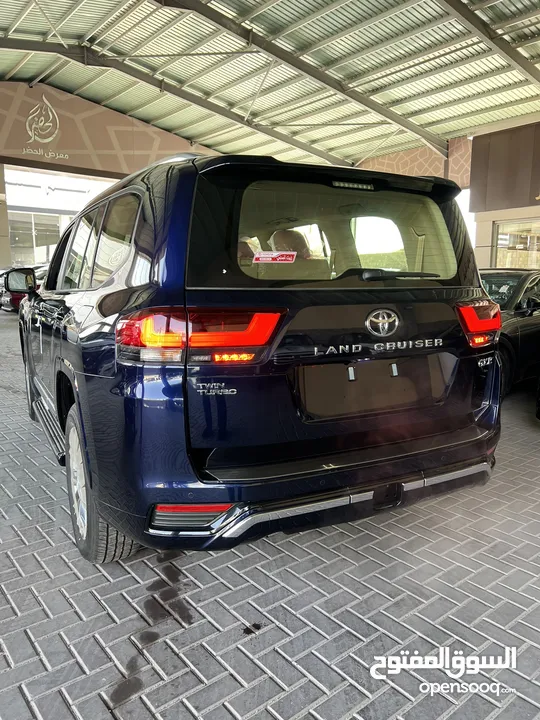 TOYOTA LANDCRUISER GXR Twin Turbo ( معرض الحضر )