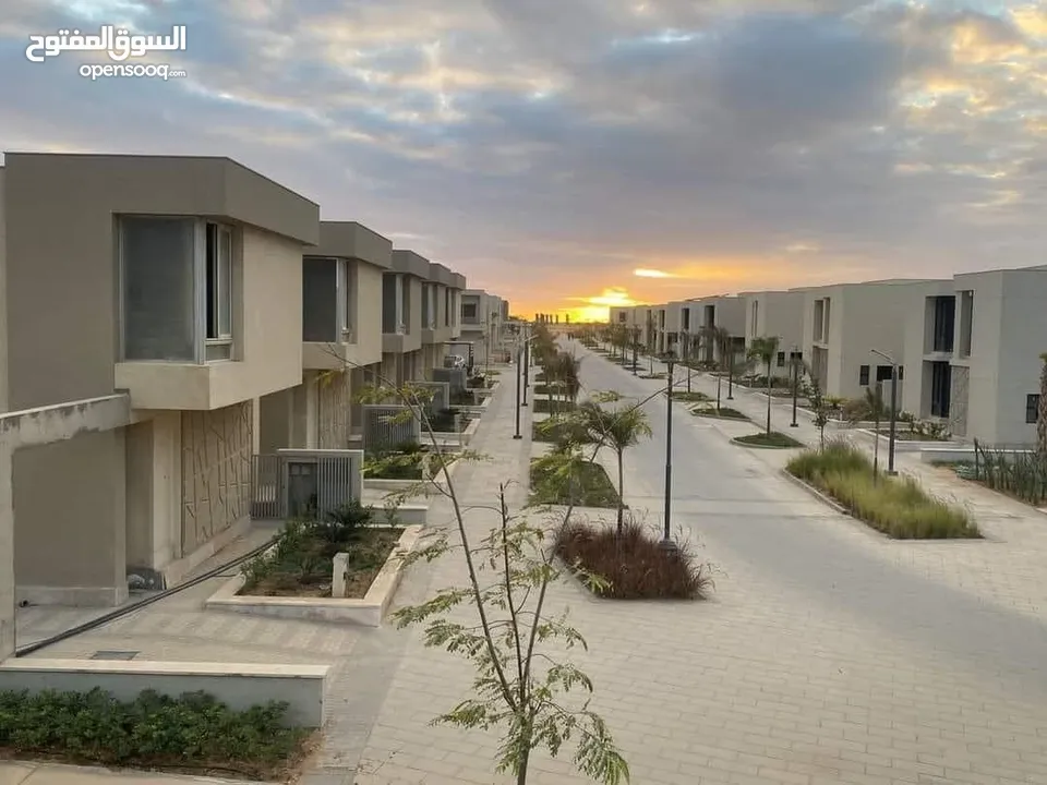 أمتلك وقسط علي 12 سنة في قلب اكتوبر  في كمبوند بادية بالم هيلز اكتوبر Badya Palm Hills