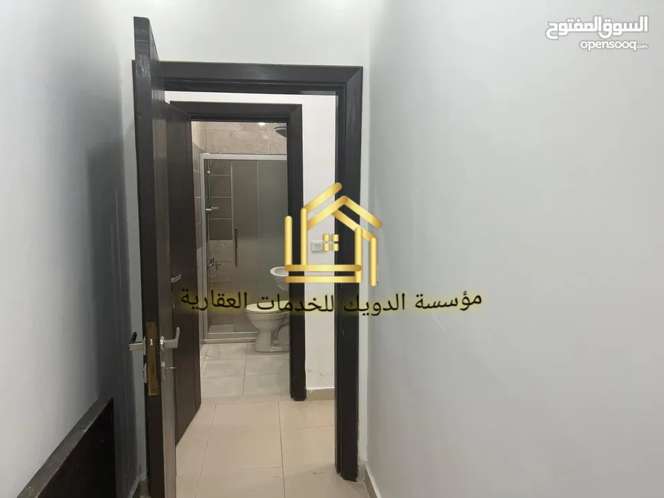 شقة فارغة - الرابية - 2نوم - قرب الخدمات
