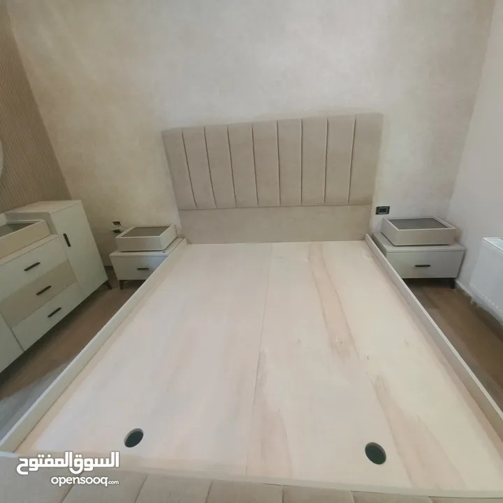 غرفة نوم جديدة لم تستعمل للبيع
