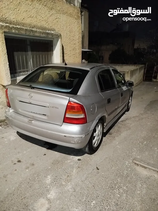 اوبل استرا 2004 للبيع