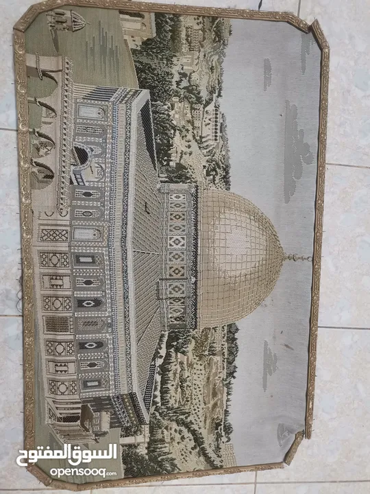 لوحة اثريه على شكل قبة الصخرة تتطريز