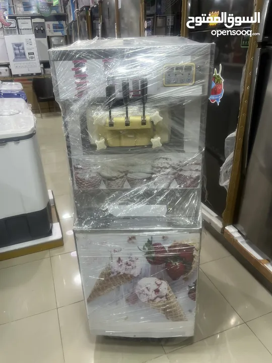 ماكنة بوظة وعصير سلاش للبيع