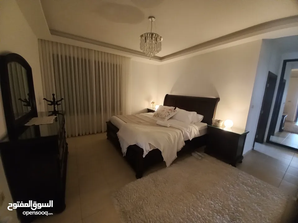 شقة مفروشة للإيجار 250م2 ( Property 18614 )-174858871