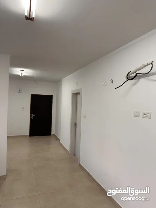 شقة مشطية جاهزة للبيع