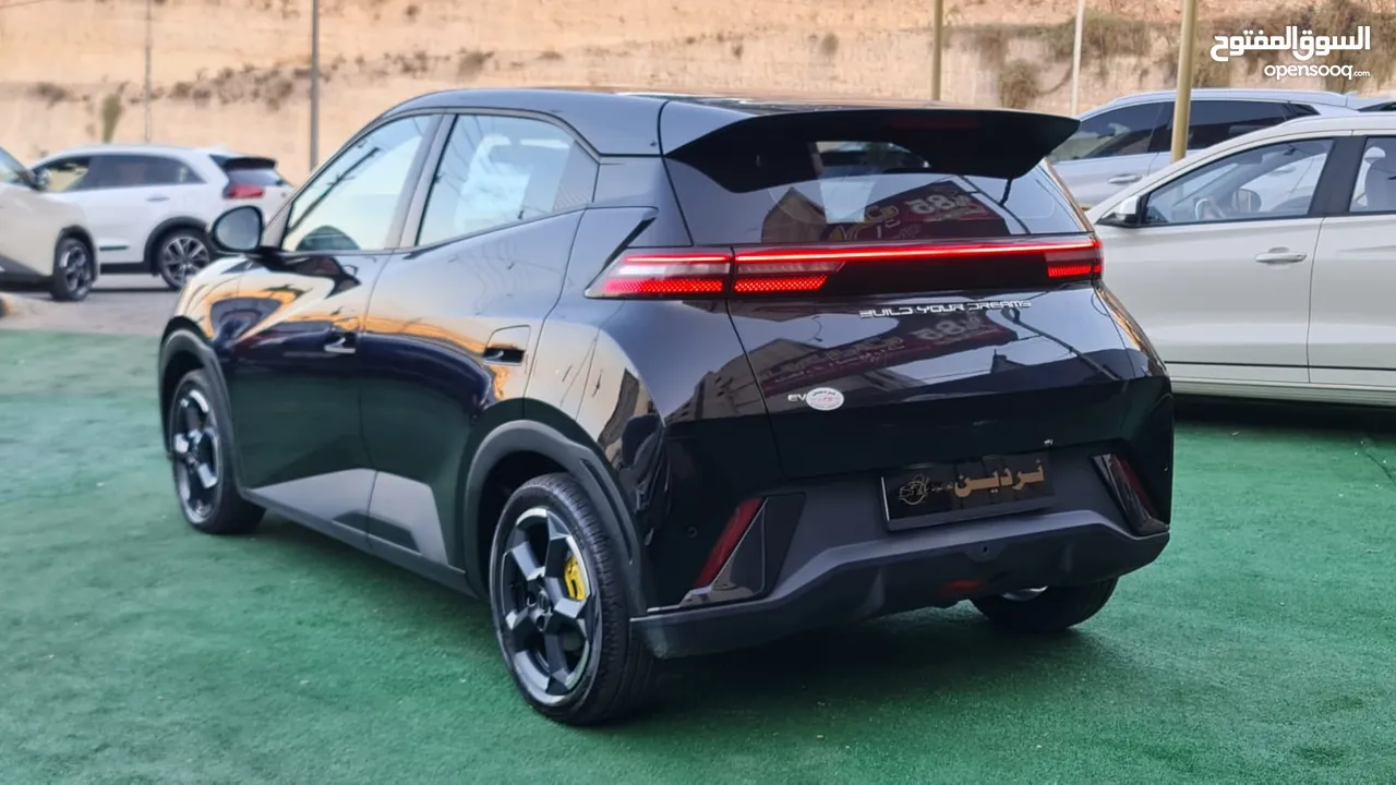 بي واي دي سيجول 2023 لون أسود جمرك جديد عداد قليل جدا