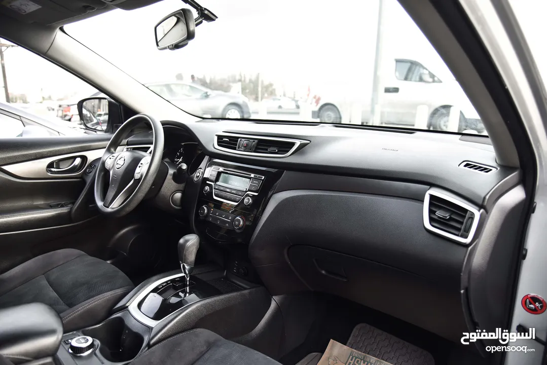 عرض العيد نيسان اكستريل بحالة الوكالة Nissan X-trail SV 2.5 2015