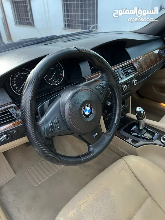 BMW 525 model 2009