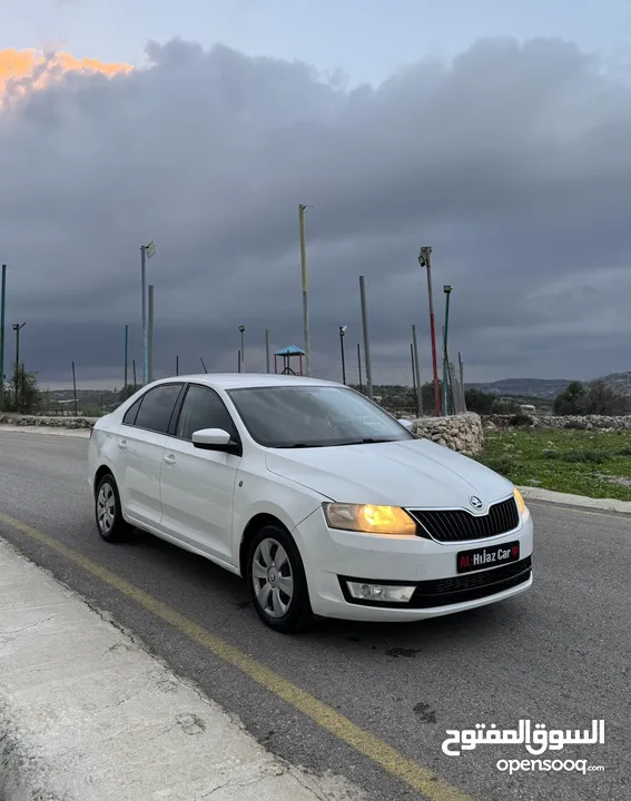 سكودا رابيد موديل 2015 ديزل اصل برايفت يد ثانية محرك 1600 جير عادي