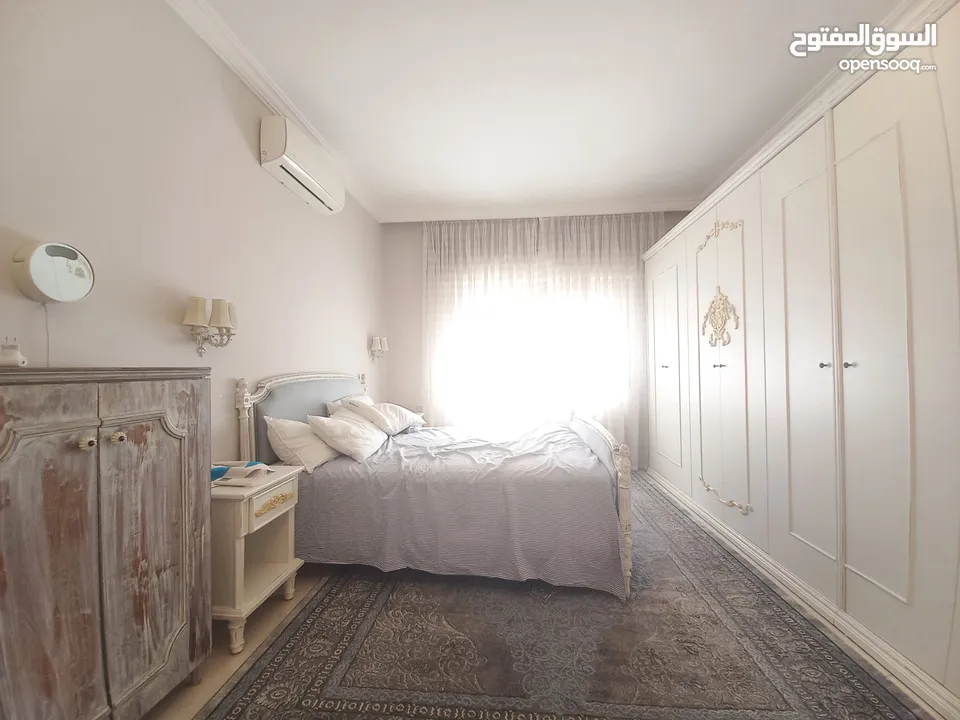 شقة مع روف مفروشة للايجار في الرابية  ( Property 34158 )-174867630