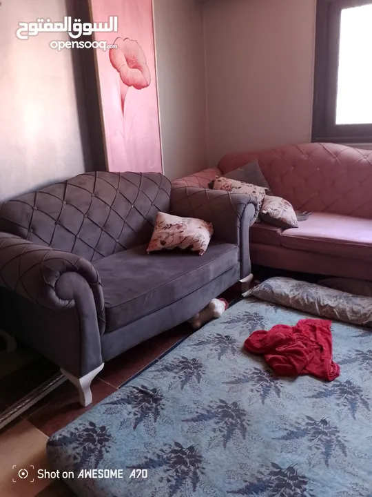 عفش شقه كامل بحاله جيده