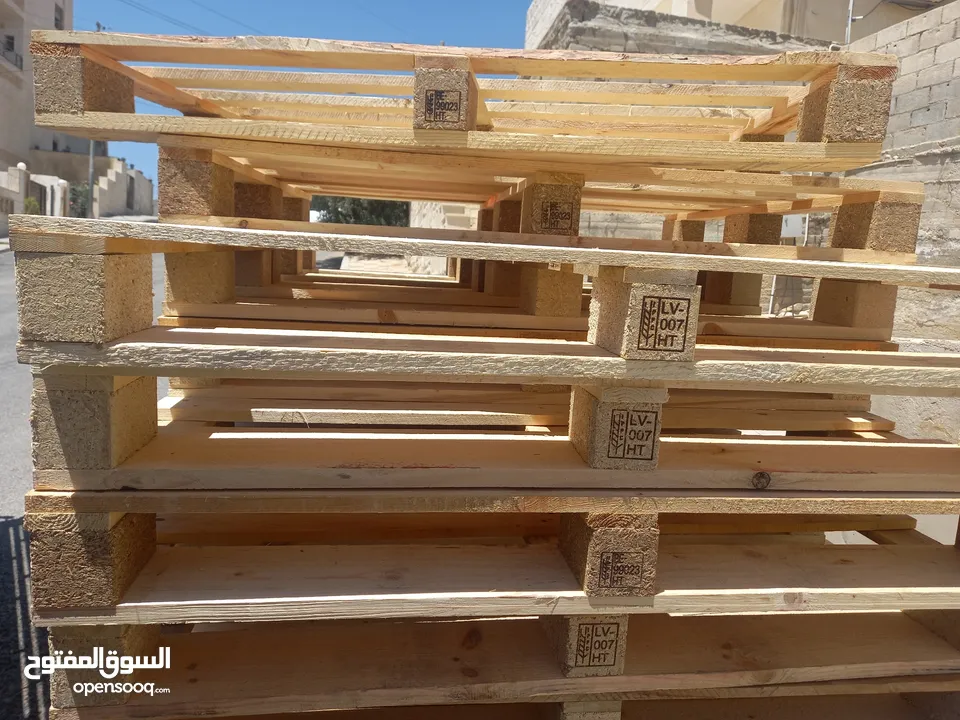 نشتري جميع انواع طبالي الخشب والقواعد الماكنات وطبالي البلاستيكيه دخل المدن الصناعيه بأفضل الاسعار