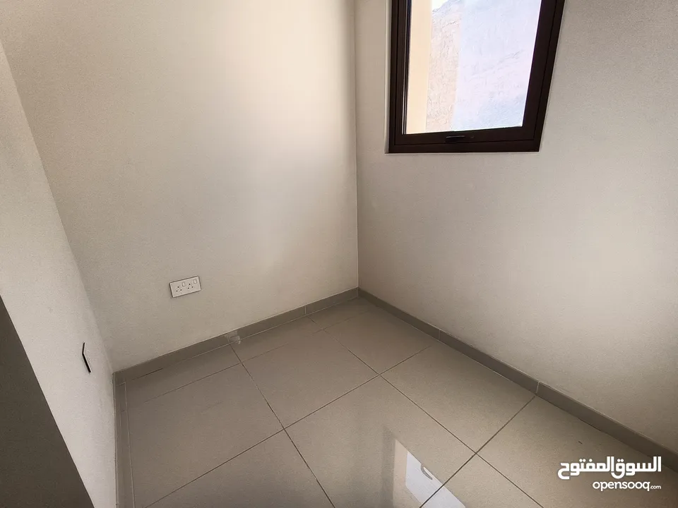 3 Bedrooms Duplex Apartment for Rent in Muscat Bay REF:846R