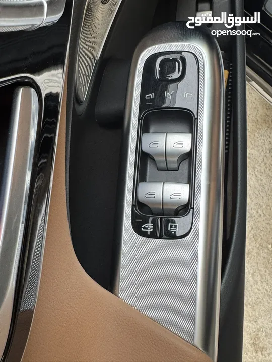 Mercedes Benz E200 2025 وارد شركة غرغور for sale