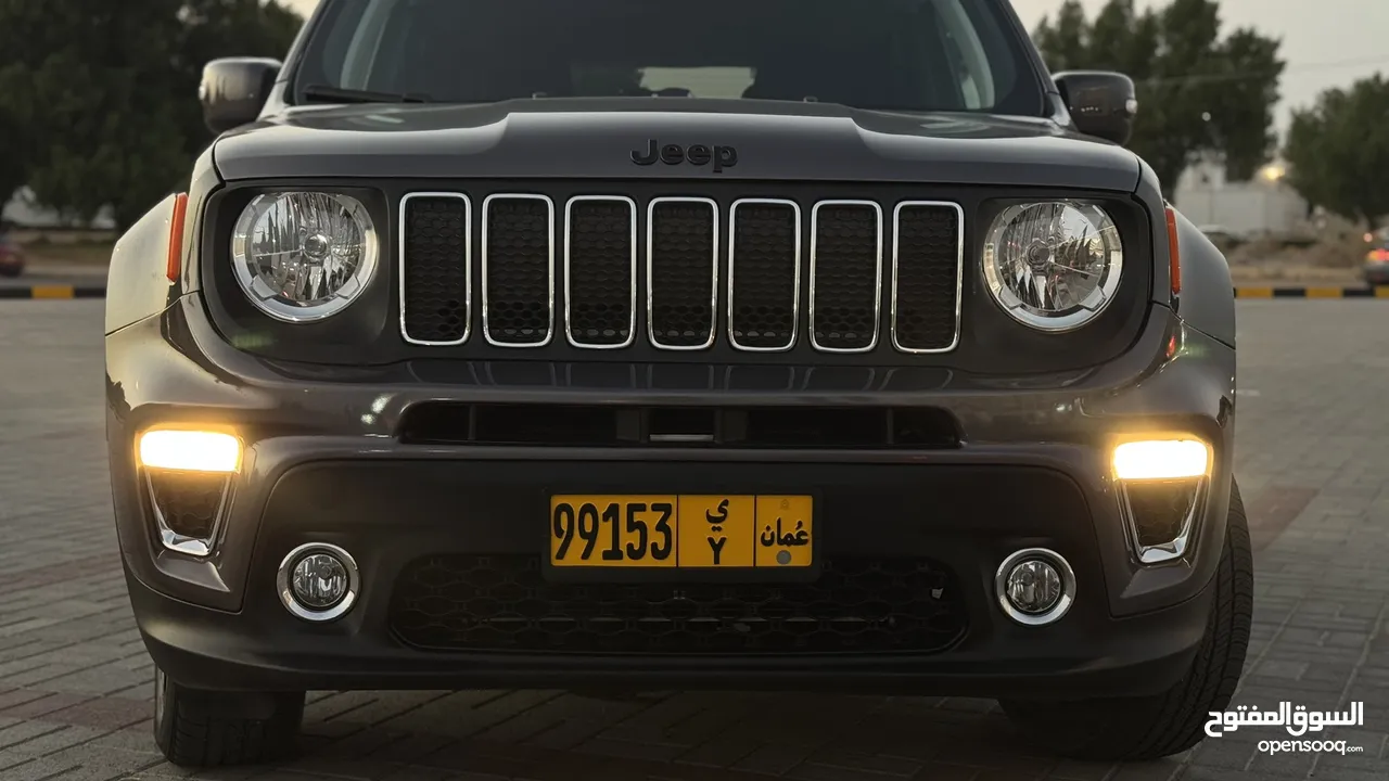 2020 4*4 jeep renegade