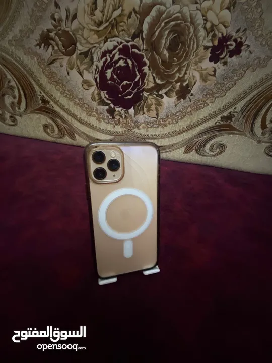 ‏iPhone 11 Pro ‏‏‏‏‏‏256 جيجا ‏بسعر مغري