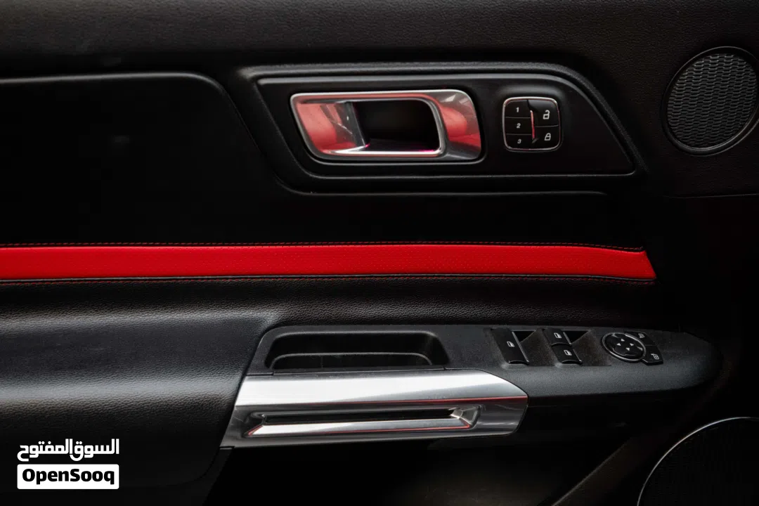 2,938 P.M  Convertible  0% Downpayment  MUSTANG GT  AGENCY WARRANTY!