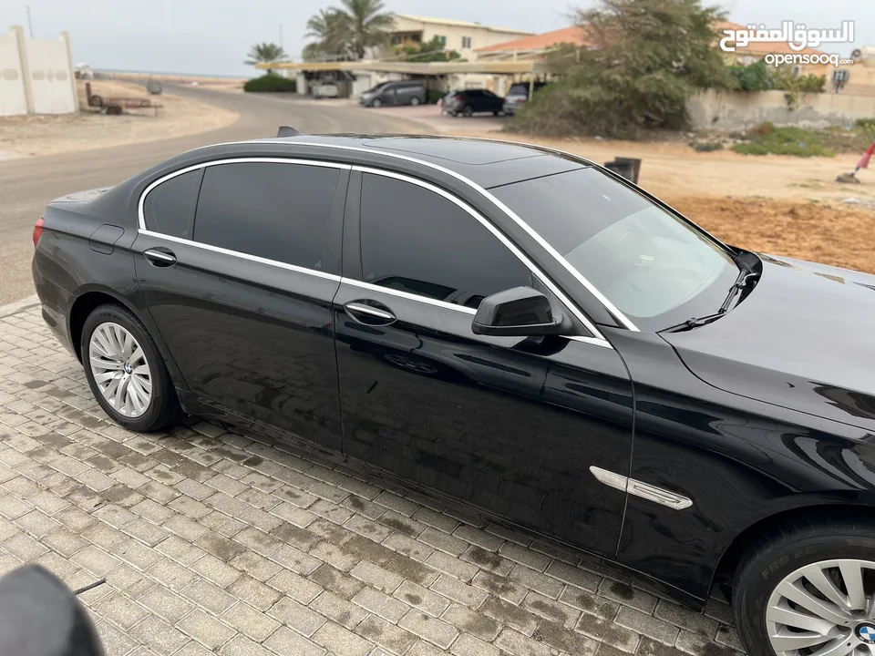 BMW 730 li 2012 GCC  بي ام دبليو 730li مواصفات خليجية