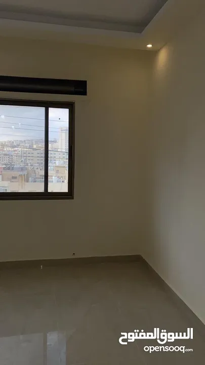 شقه طابق اول  سوبر ديلوكيس للايجار