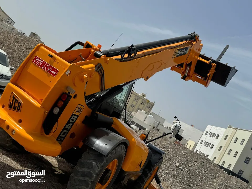 2009 boom loader oman wakala