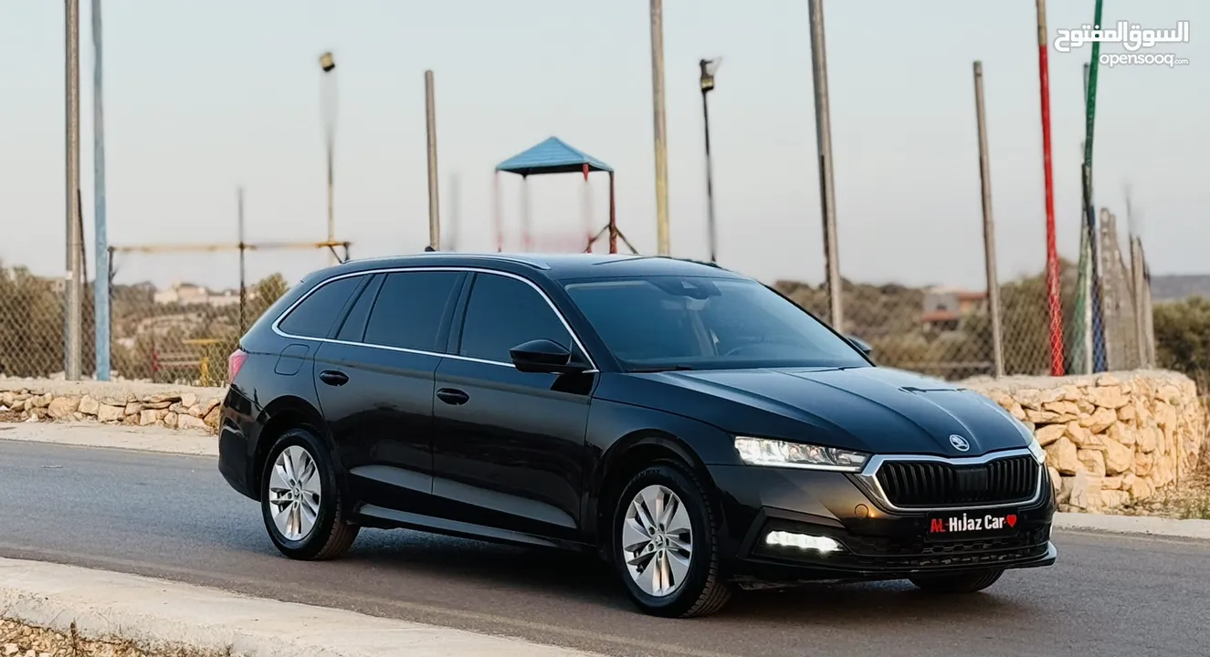 اوكتافيا 2021/20 بالنايلون منمرة من اربع شهور حررق سعرر 95.000 شيكل كاش و نهاائي