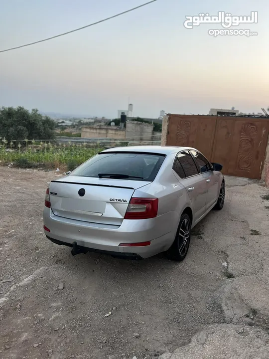 سكودا اوكتافيا 15 اصل مطور 1.6 جير عادي