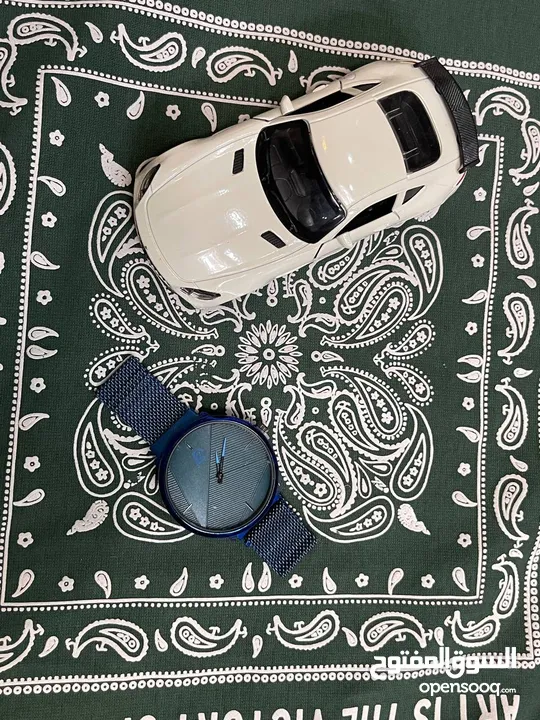 ساعة يد سلسلة