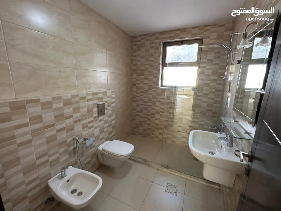 Unfurnished apaerment for Rent in Abdoun ( Property 39798 )-174805204