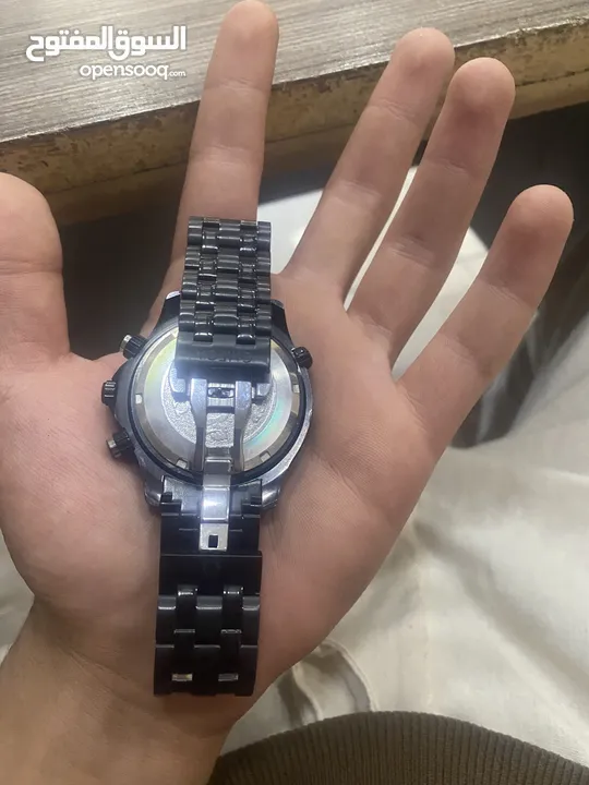ساعة أوميجا للبيع