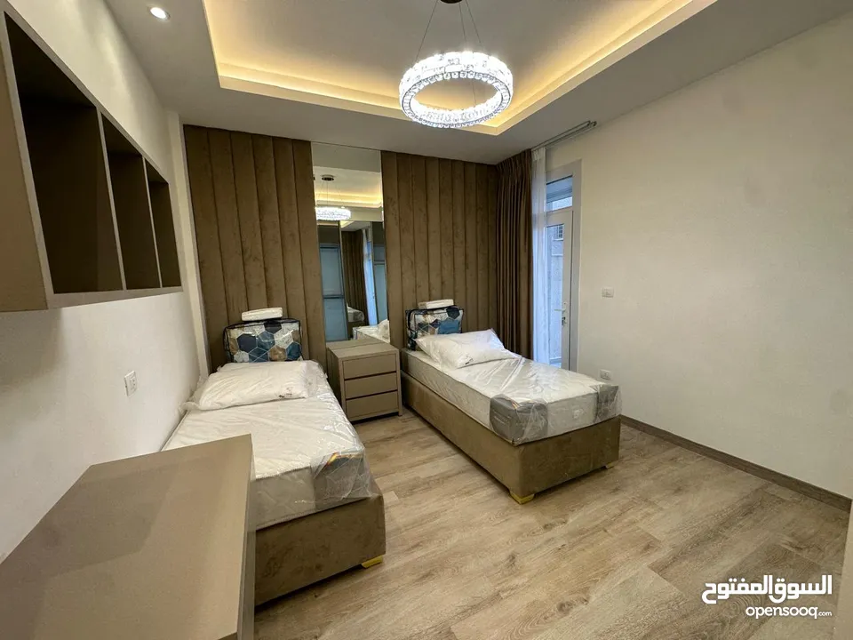 شقة 6 غرف نوم للايجار في الظهير ( Property 39964 ) سنوي فقط