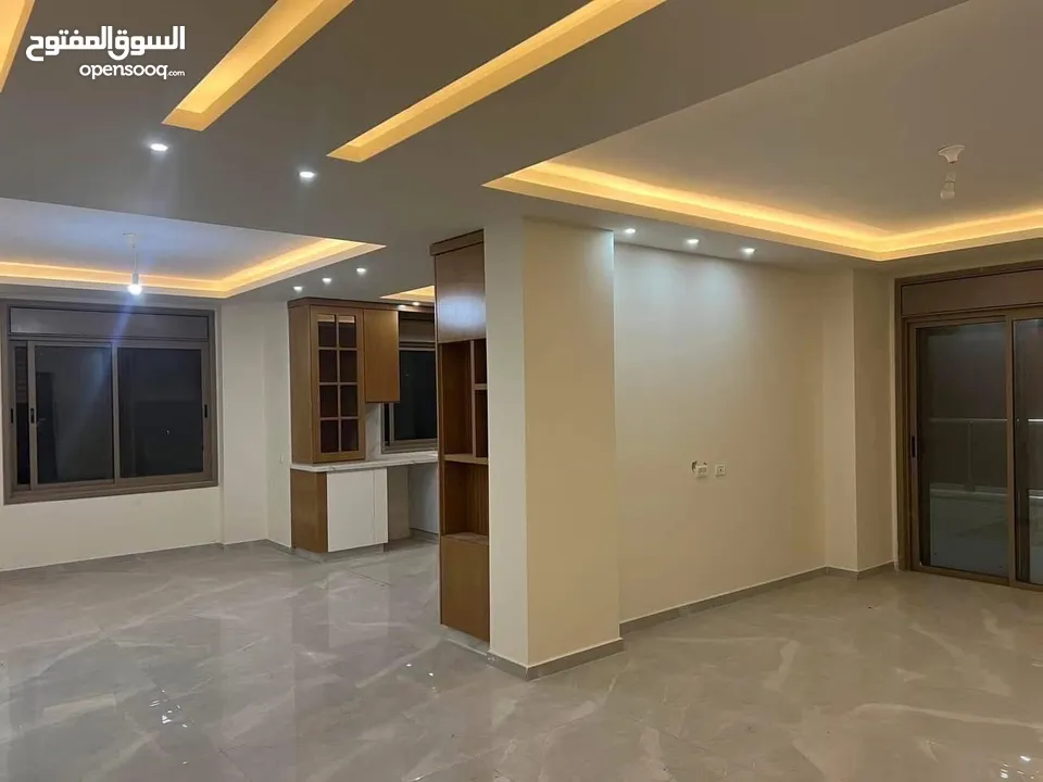 شقه للبيع في البالوع قرب طلوع جوال