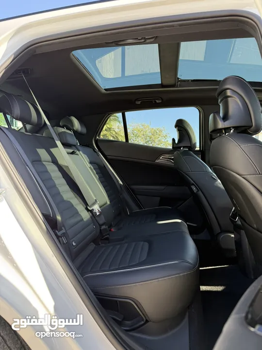 كيا سبورتاج GT Line ترخيص 2022 محرك 1600 هايبرد plug in/يقطع على الشحنه 65 كيلو متر  271 حصان