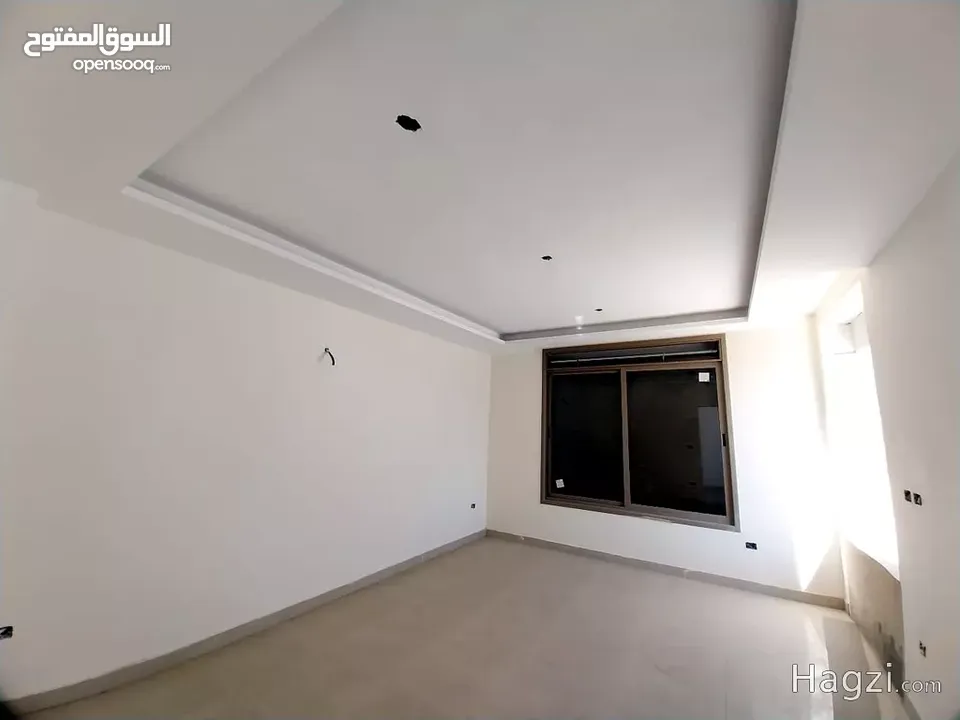 شقة طابق ثالث مع روف بمساحة 205  متر للبيع في منطقة ام السماق ( الرواب... ( Property ID : 30722 )