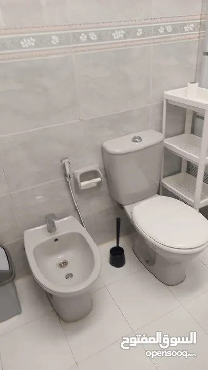 شقة نصف مفروشة للإيجار في دير غبار  ref : 14352