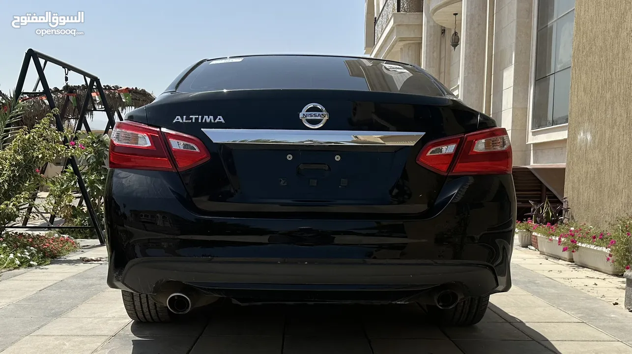 Nissan Altima SV 2.5 2016