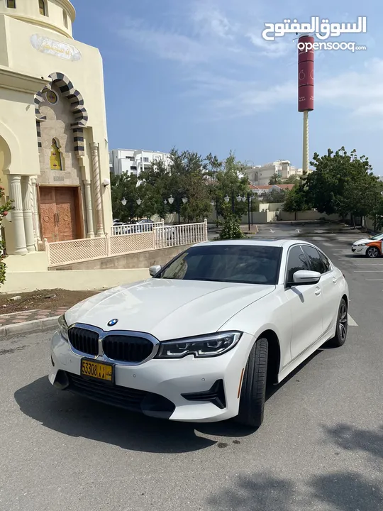 BMW 330 نظيفة جدا و حادثها خفيف جدا