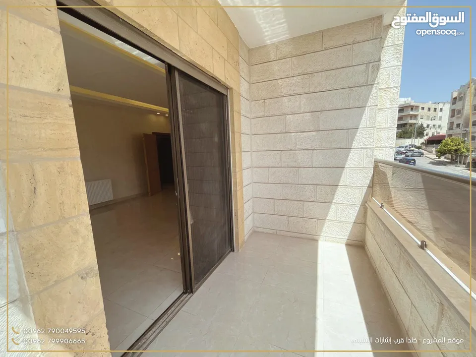 شقة ط رابع مساحة 200م2 بتشطيبات سوبر ديلوكس بتلاع العلي - قرب اشارات البشيتي