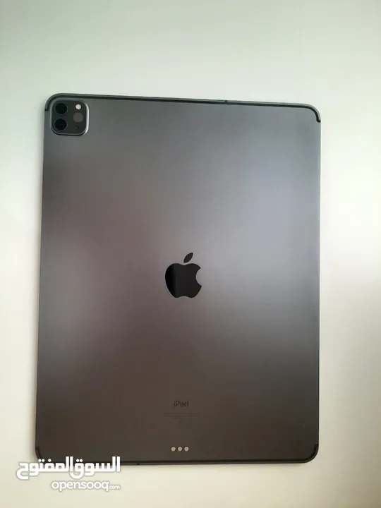 للبيع iPad pro  الجيل الرابع 2021 (12.9) إنش بدعم شريحه خط
