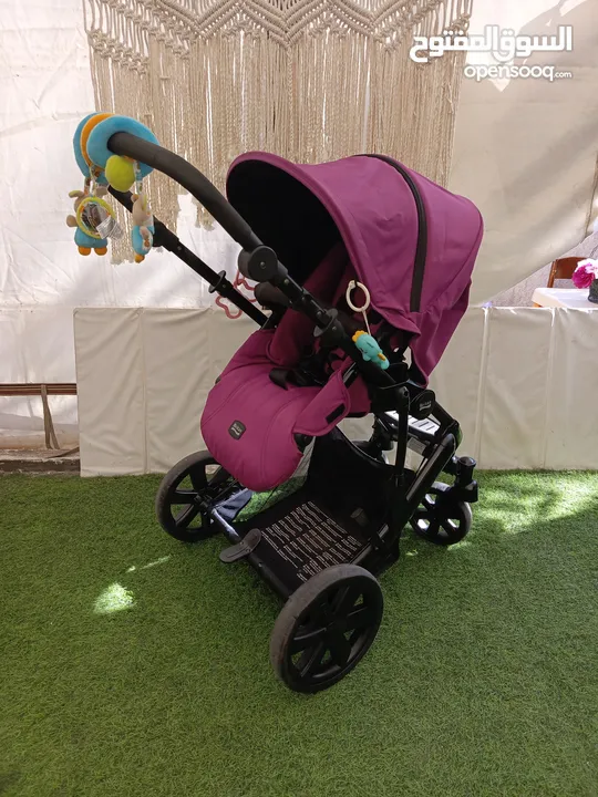 عرباية أطفال ماركة Britax بحاله ممتازه