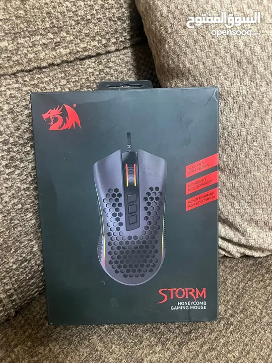 كمبيوتر PC للبيع