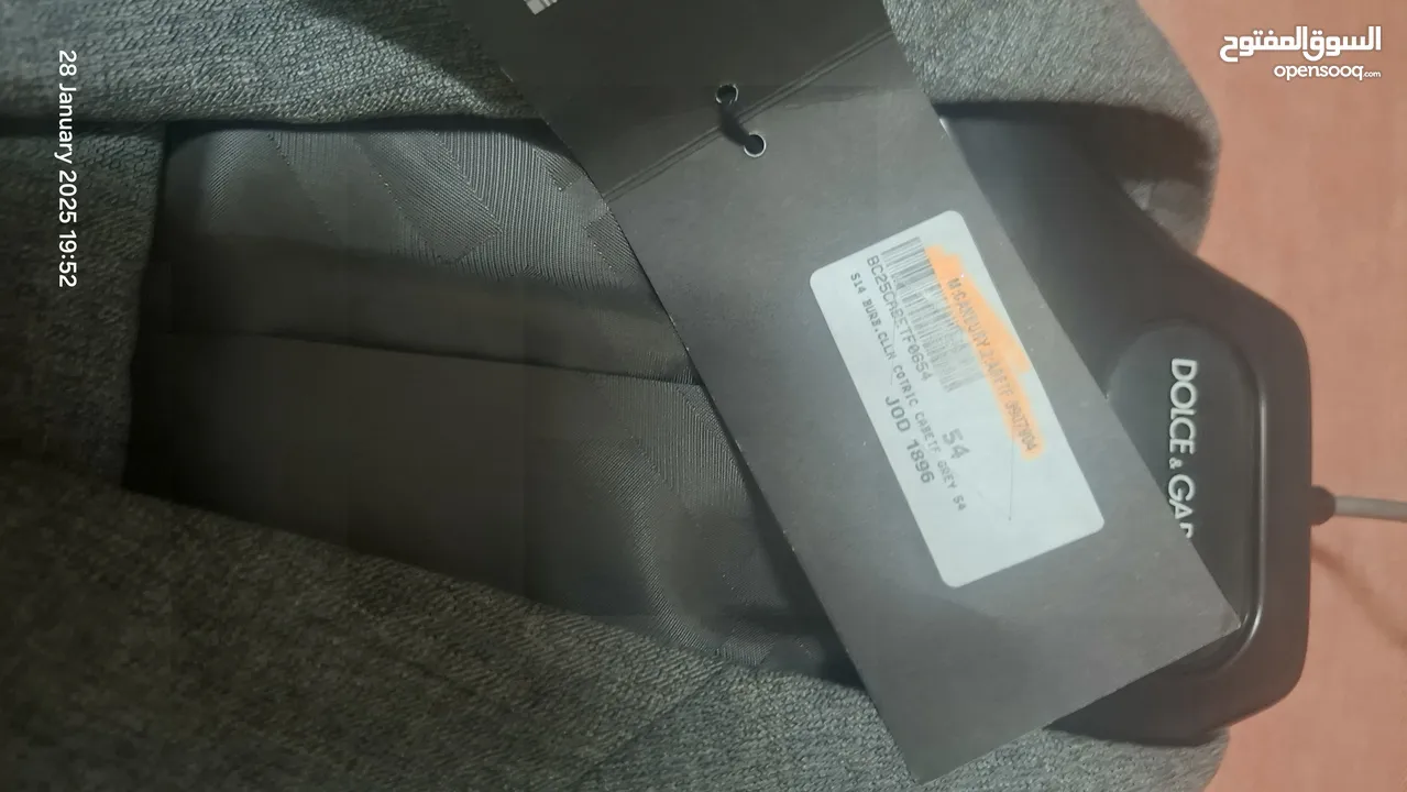 New unworn suit and trench coat burberry